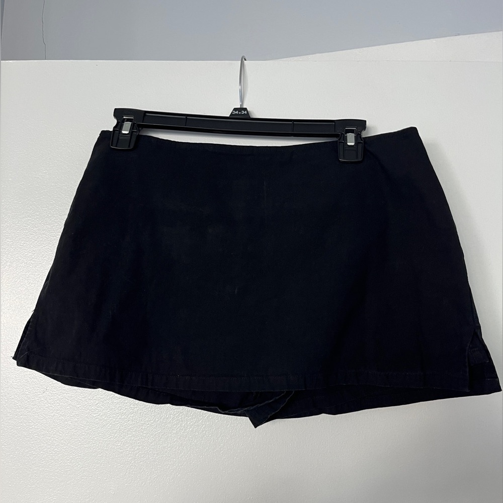 Princess Polly Black Skort